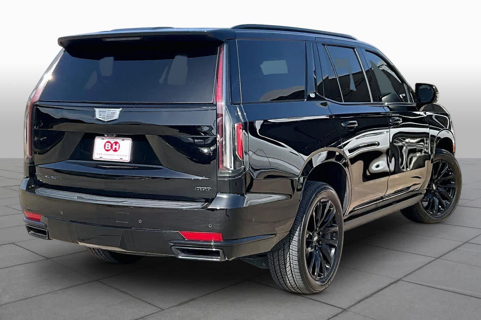 Used 2023 Cadillac Escalade Sport Platinum w/ LPO, ONYX Package AWD/4WD image 13