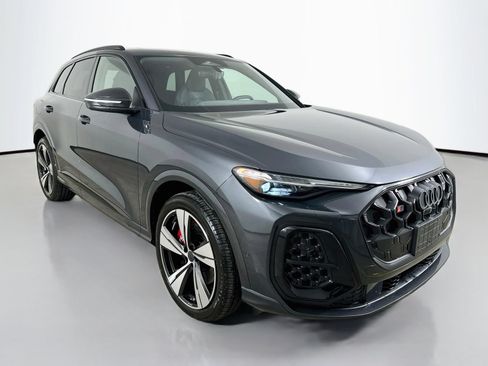 New 2026 Audi SQ5 Prestige AWD/4WD image 3