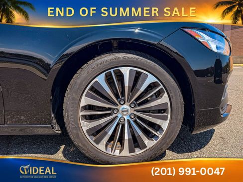 Used 2022 Volvo S90 B6 Momentum AWD/4WD image 41