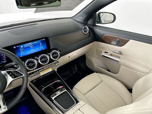 New 2026 Mercedes-Benz GLA 250 image 22