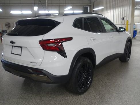 New 2026 Chevrolet Trax ACTIV FWD image 7