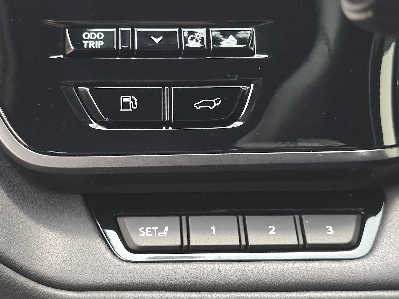 Used 2025 Lexus TX 350 AWD w/ Technology Package image 18