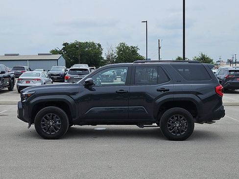 Used 2025 Toyota 4Runner SR5 RWD image 2