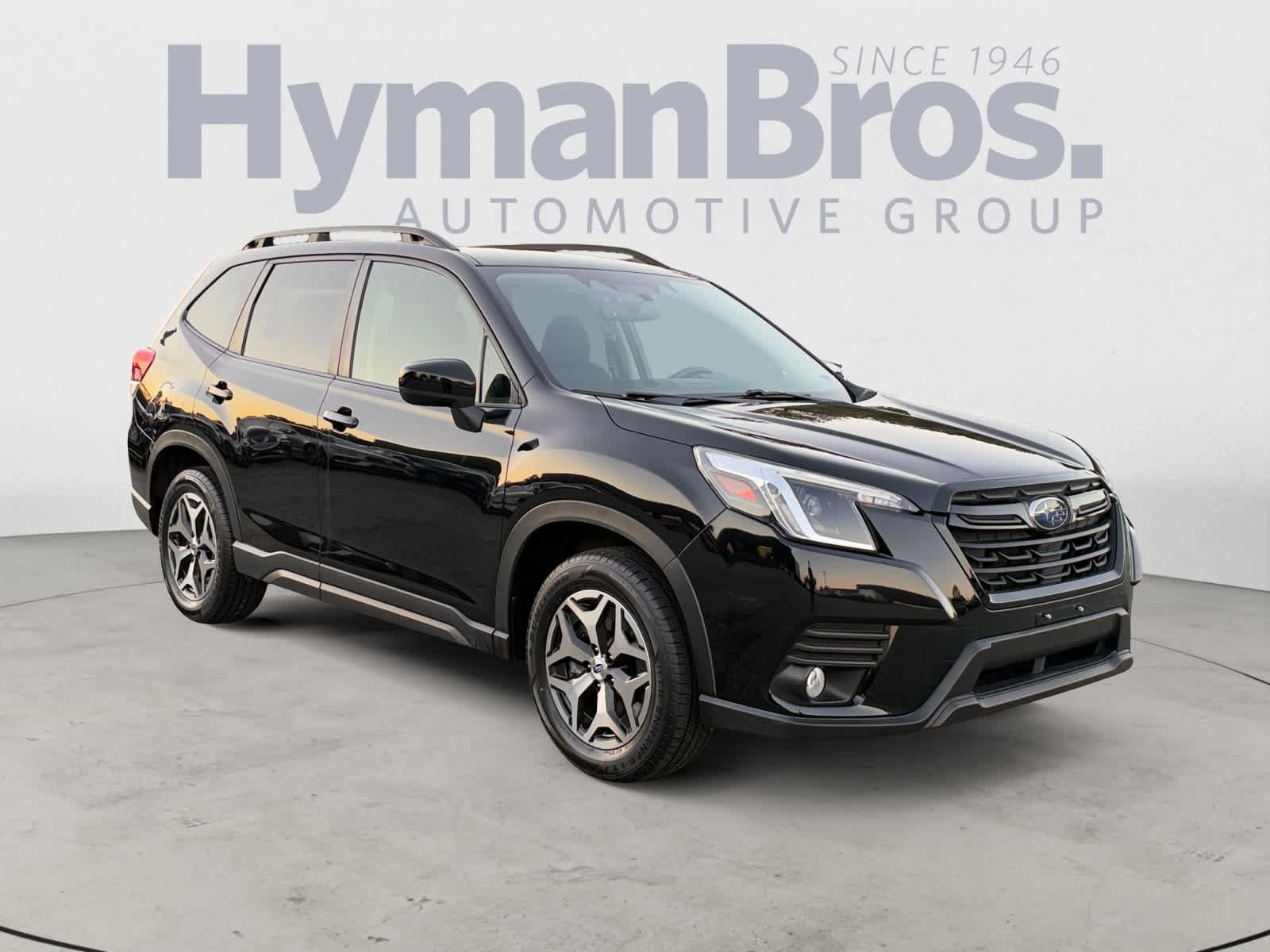 Certified 2023 Subaru Forester Premium AWD/4WD image 1