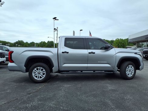 Used 2025 Toyota Tundra SR5 AWD/4WD image 33
