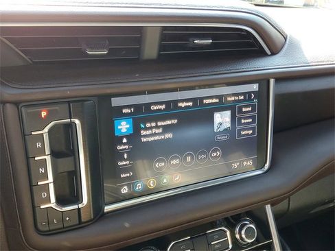 Certified 2021 GMC Yukon Denali w/ Denali Premium Package image 25