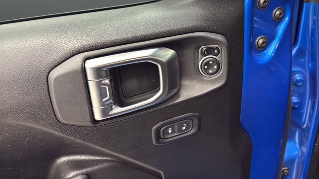 Used 2024 Jeep Wrangler Unlimited Sport AWD/4WD image 21