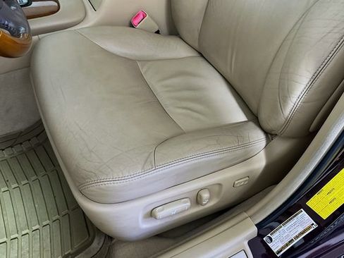 Used 2005 Lexus ES 330 FWD image 21