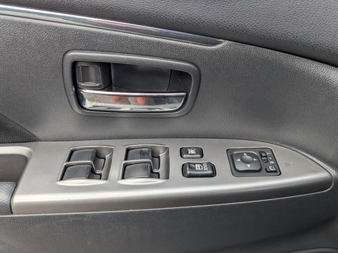 Used 2020 Mitsubishi Outlander Sport SE FWD image 15