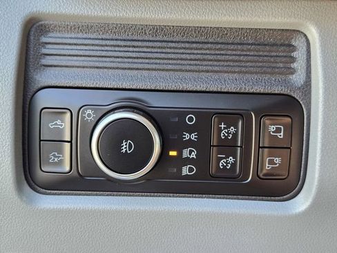New 2026 Ford F250 XLT w/ XLT Premium Package AWD/4WD image 13