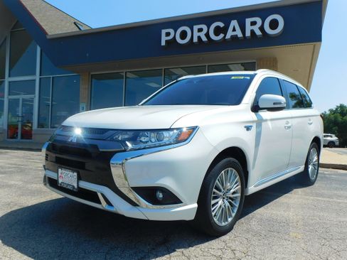 Used 2022 Mitsubishi Outlander SEL image 1