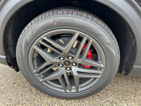 New 2026 Ford Explorer ST image 38