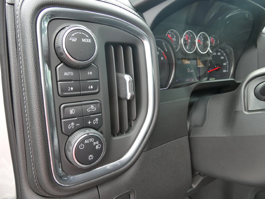 Certified 2021 Chevrolet Silverado 1500 RST AWD/4WD image 26