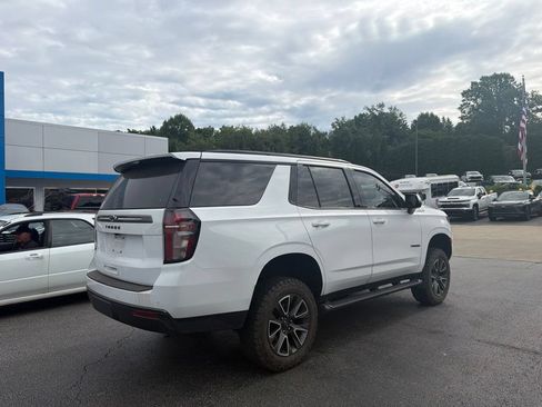 Used 2021 Chevrolet Tahoe Z71 w/ Z71 Signature Package AWD/4WD image 3