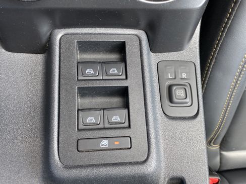 Used 2025 Ford Bronco Badlands AWD/4WD image 20