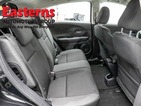 Used 2022 Honda HR-V LX image 21
