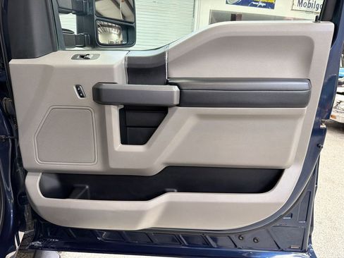 Used 2017 Ford F250 XLT w/ XLT Value Package AWD/4WD image 39