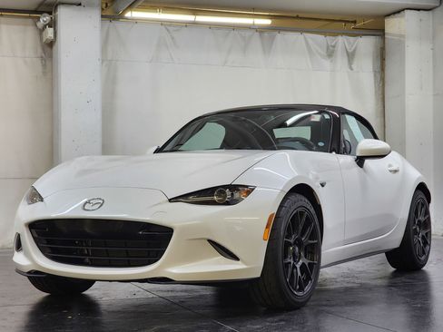 Used 2022 MAZDA MX-5 Miata Grand Touring image 9