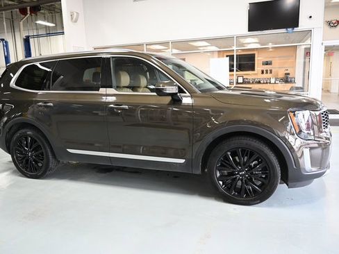 Used 2021 Kia Telluride SX image 4