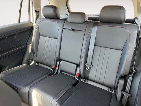 Certified 2024 Volkswagen Tiguan Wolfsburg Edition image 20