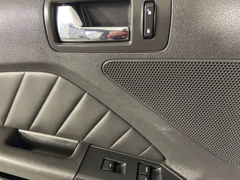 Used 2014 Ford Mustang Premium image 28