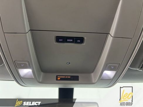 Used 2018 Chevrolet Silverado 1500 W/T RWD image 19