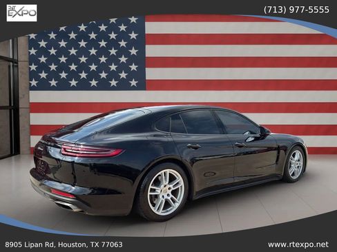 Used 2017 Porsche Panamera image 8