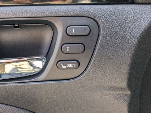 Used 2022 Honda Pilot Touring image 17