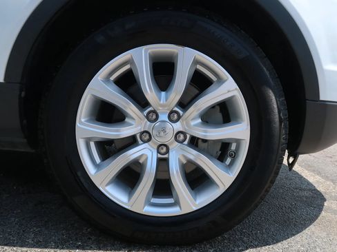 Used 2019 Land Rover Range Rover Evoque AWD/4WD image 55