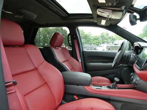 New 2026 Dodge Durango SRT Hellcat w/ Premium Group AWD/4WD image 10