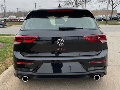 New 2026 Volkswagen GTI SE image 4