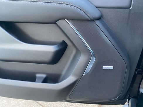 New 2026 GMC Yukon Elevation image 28