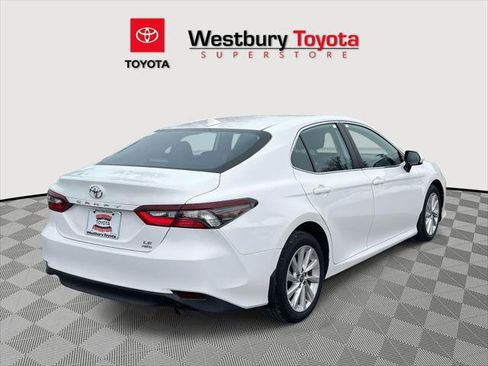 Certified 2021 Toyota Camry LE image 6