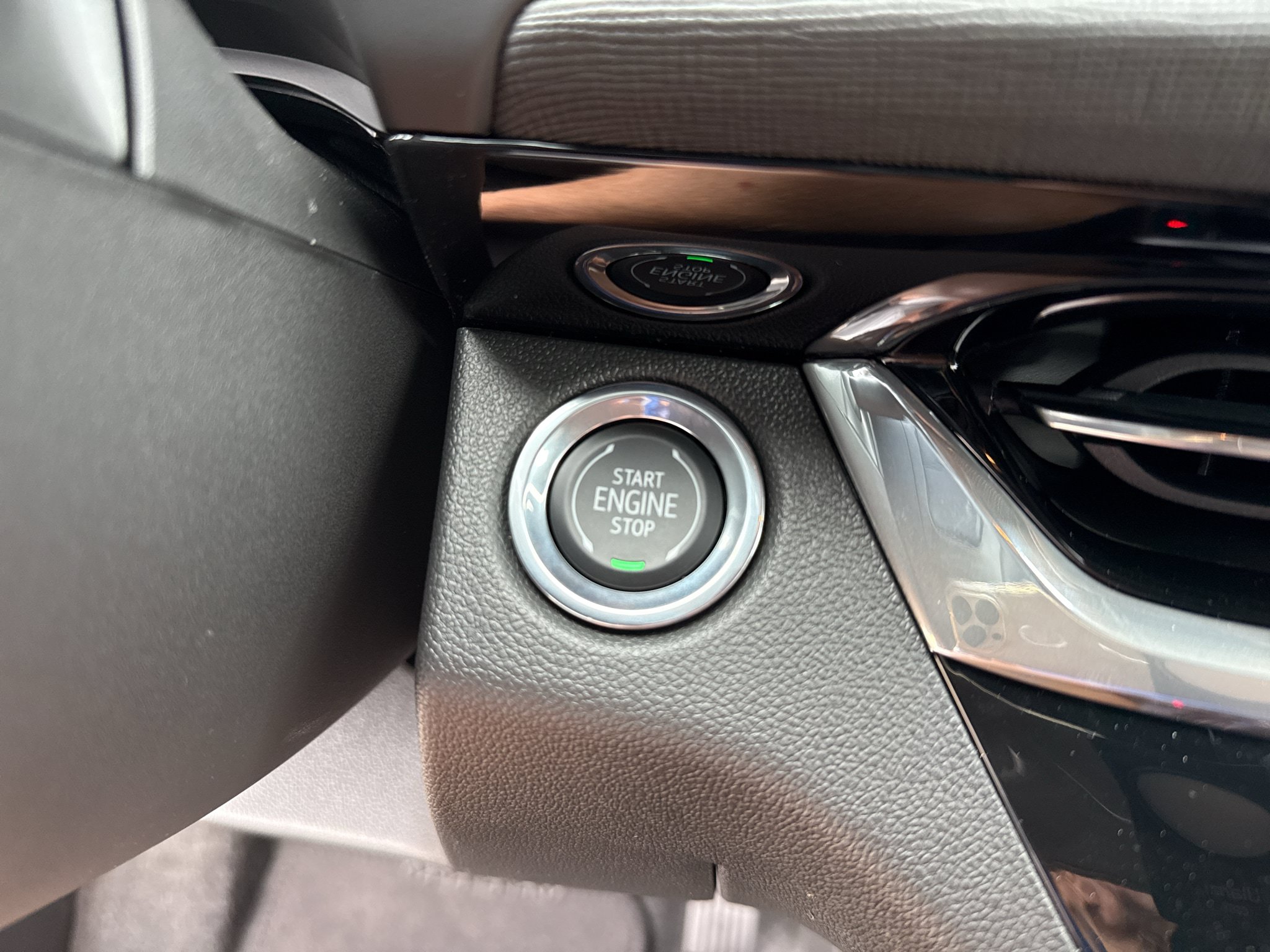 New 2026 Buick Envista Sport Touring w/ Convenience I Package FWD image 14