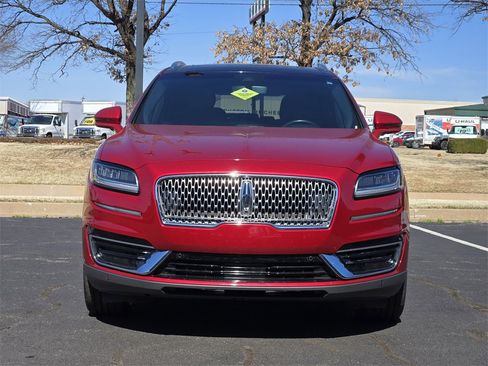 Used 2020 Lincoln Nautilus Reserve image 2