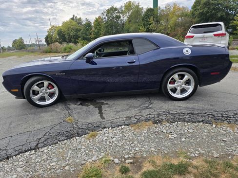 Used 2013 Dodge Challenger R/T image 9