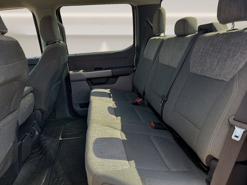 Used 2024 Ford F250 XLT w/ FX4 Off-Road Package AWD/4WD image 15