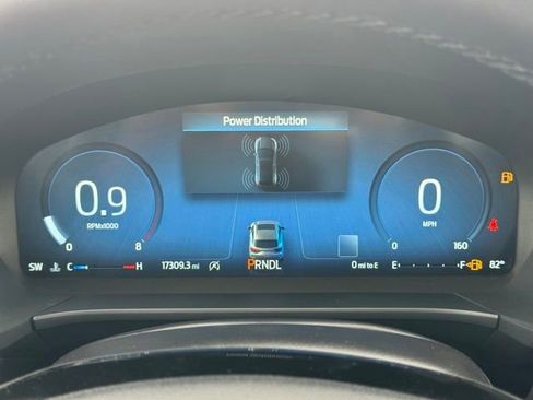 Used 2025 Ford Escape Platinum AWD/4WD image 30