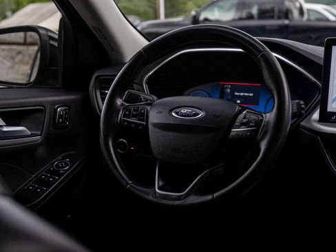 Used 2024 Ford Escape Platinum AWD/4WD image 24