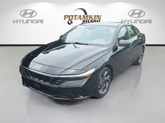 Certified 2025 Hyundai Elantra SEL w/ Cargo Package FWD video 1
