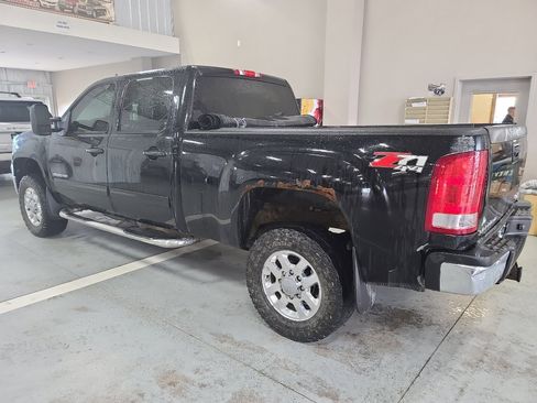 Used 2014 GMC Sierra 2500 SLE w/ SLE Preferred Package image 7