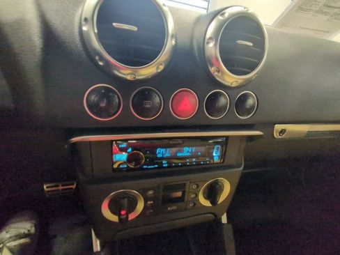 Used 2004 Audi TT 3.2 image 8