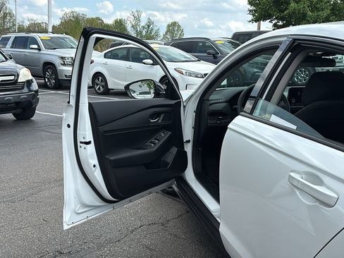 Certified 2025 Honda Accord SE image 11