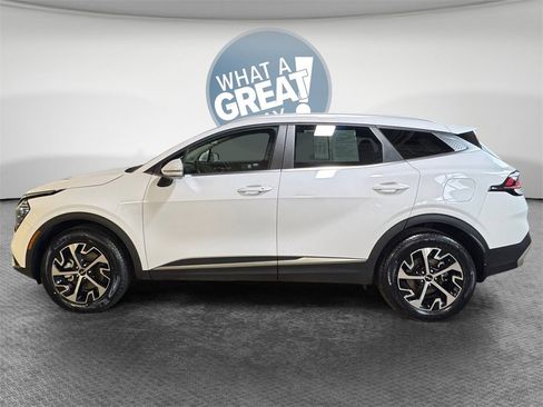 Certified 2024 Kia Sportage EX image 7