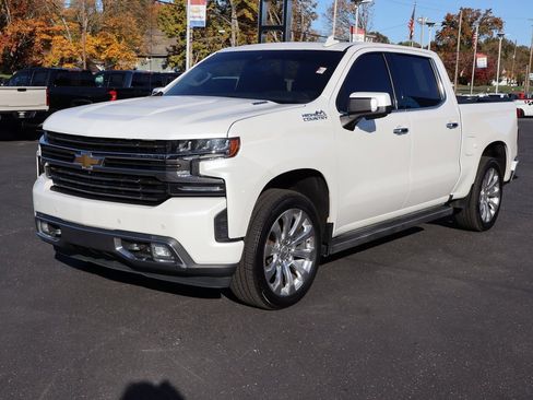 Used 2020 Chevrolet Silverado 1500 High Country w/ Technology Package image 33
