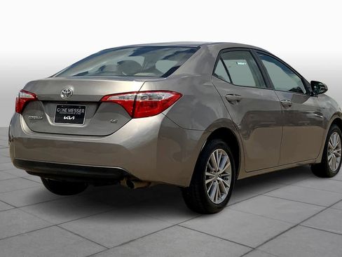 Used 2015 Toyota Corolla LE FWD image 13