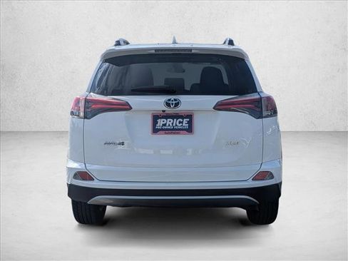 Used 2018 Toyota RAV4 XLE image 6