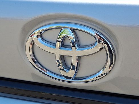 Used 2024 Toyota Corolla LE FWD image 29