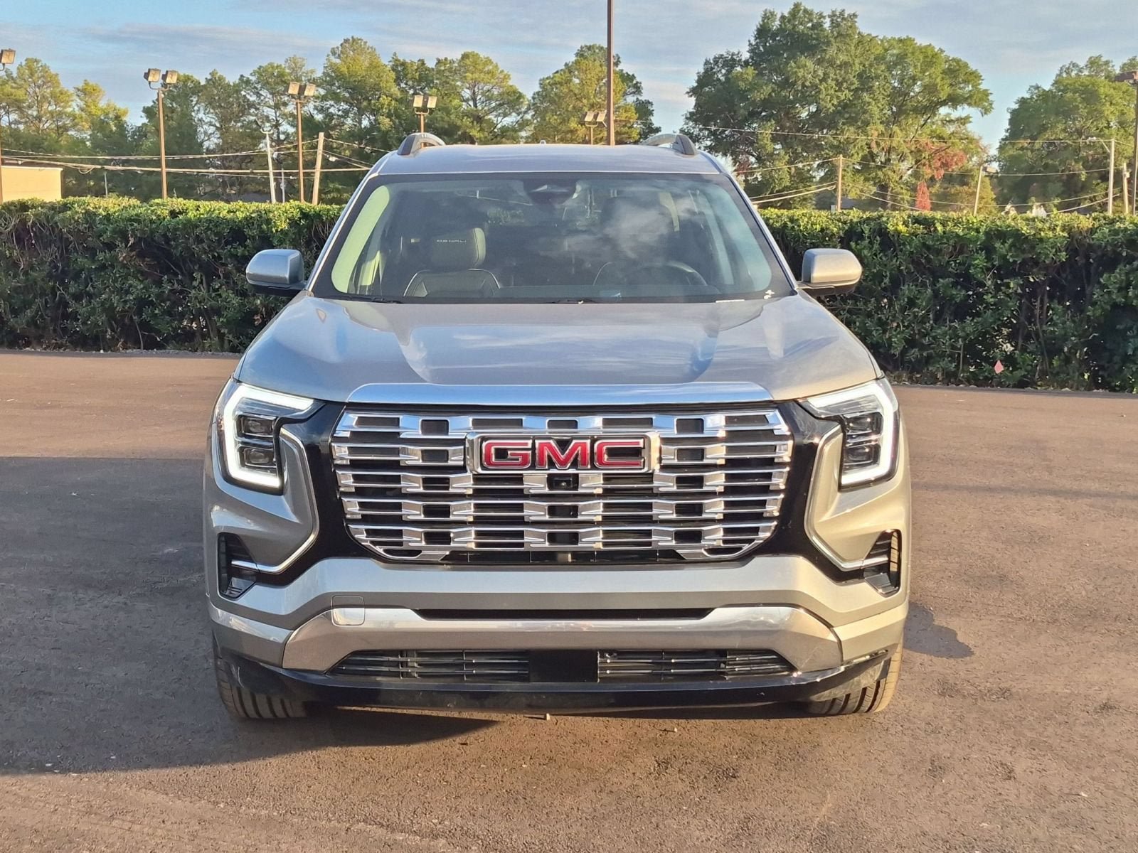 Used 2026 GMC Terrain Denali AWD/4WD image 9