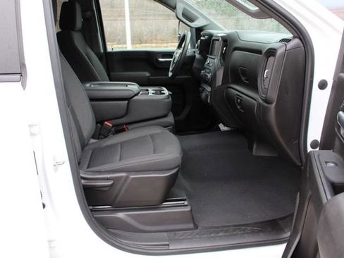 Used 2024 Chevrolet Silverado 2500 Custom w/ Custom Value Package image 57